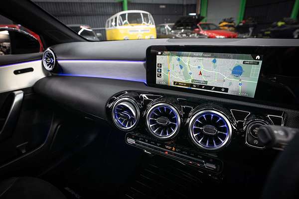 2022 Mercedes-Benz A-Class A250 V177