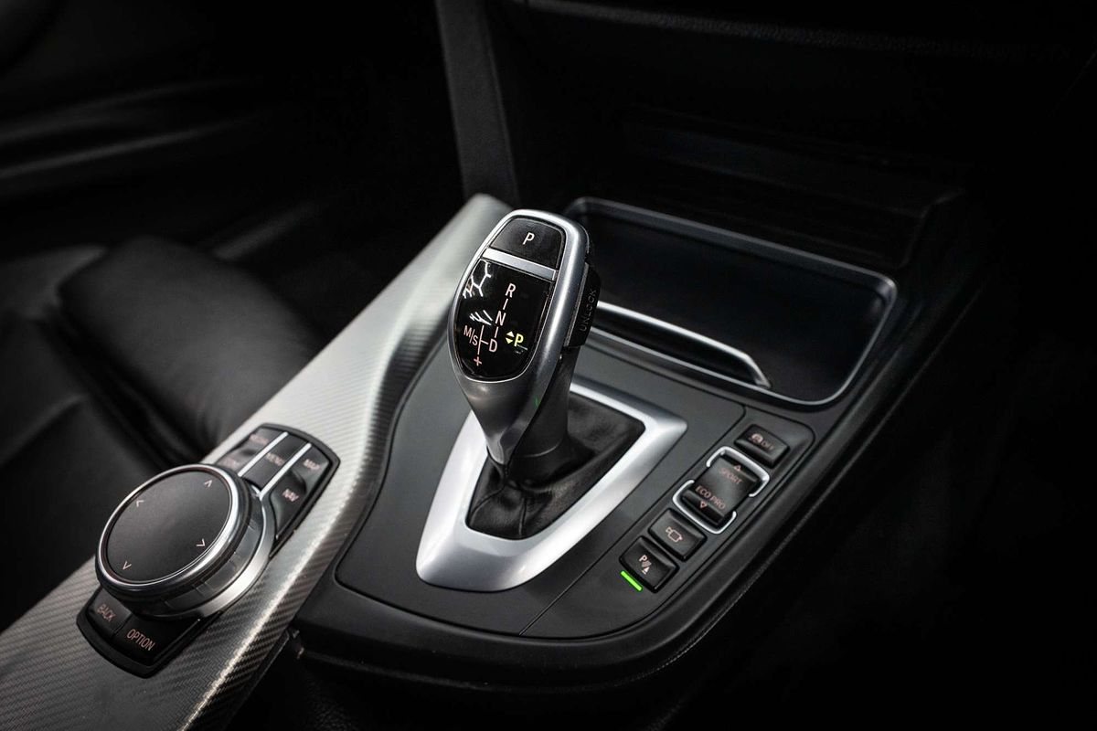 2017 BMW 3 Series 330i M Sport F30 LCI