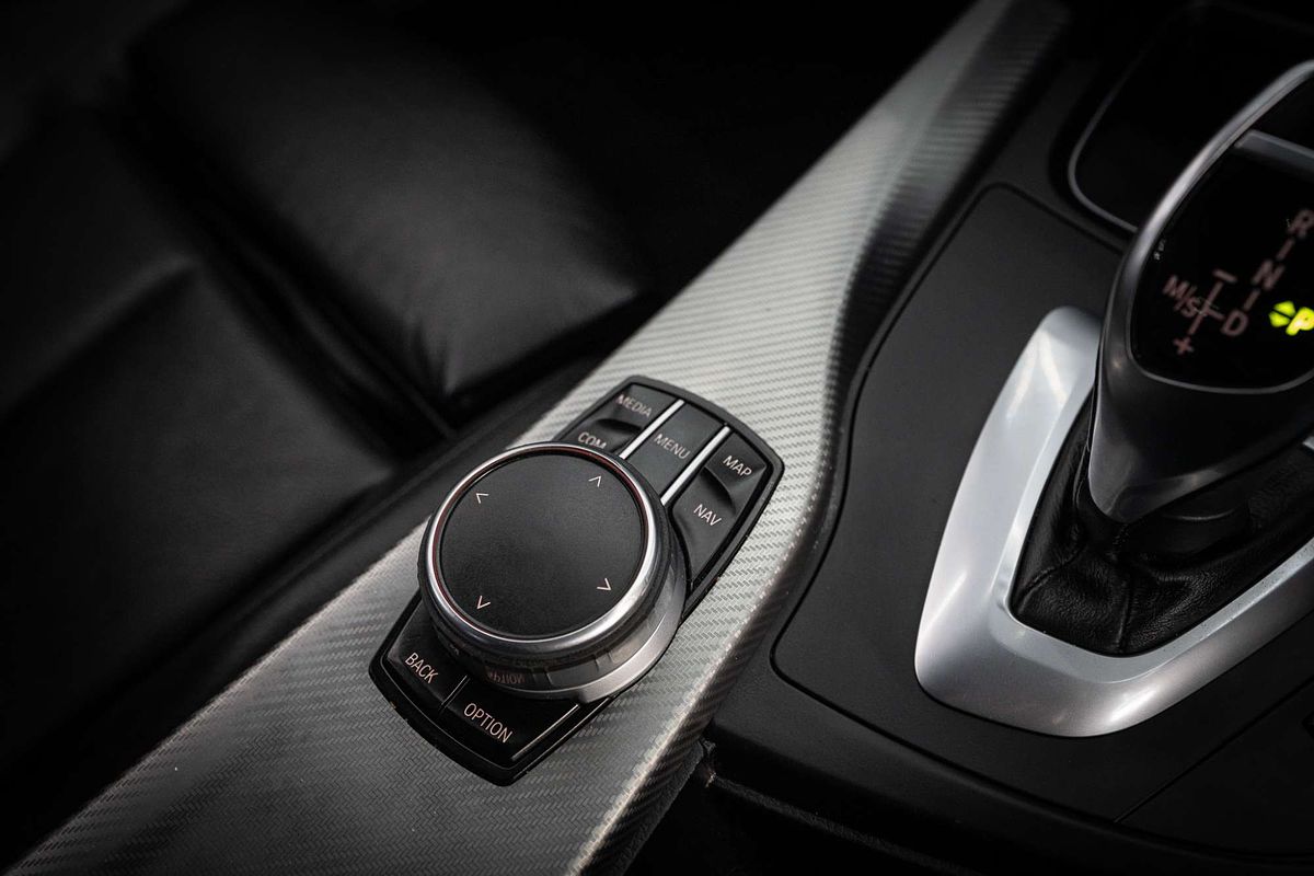 2017 BMW 3 Series 330i M Sport F30 LCI