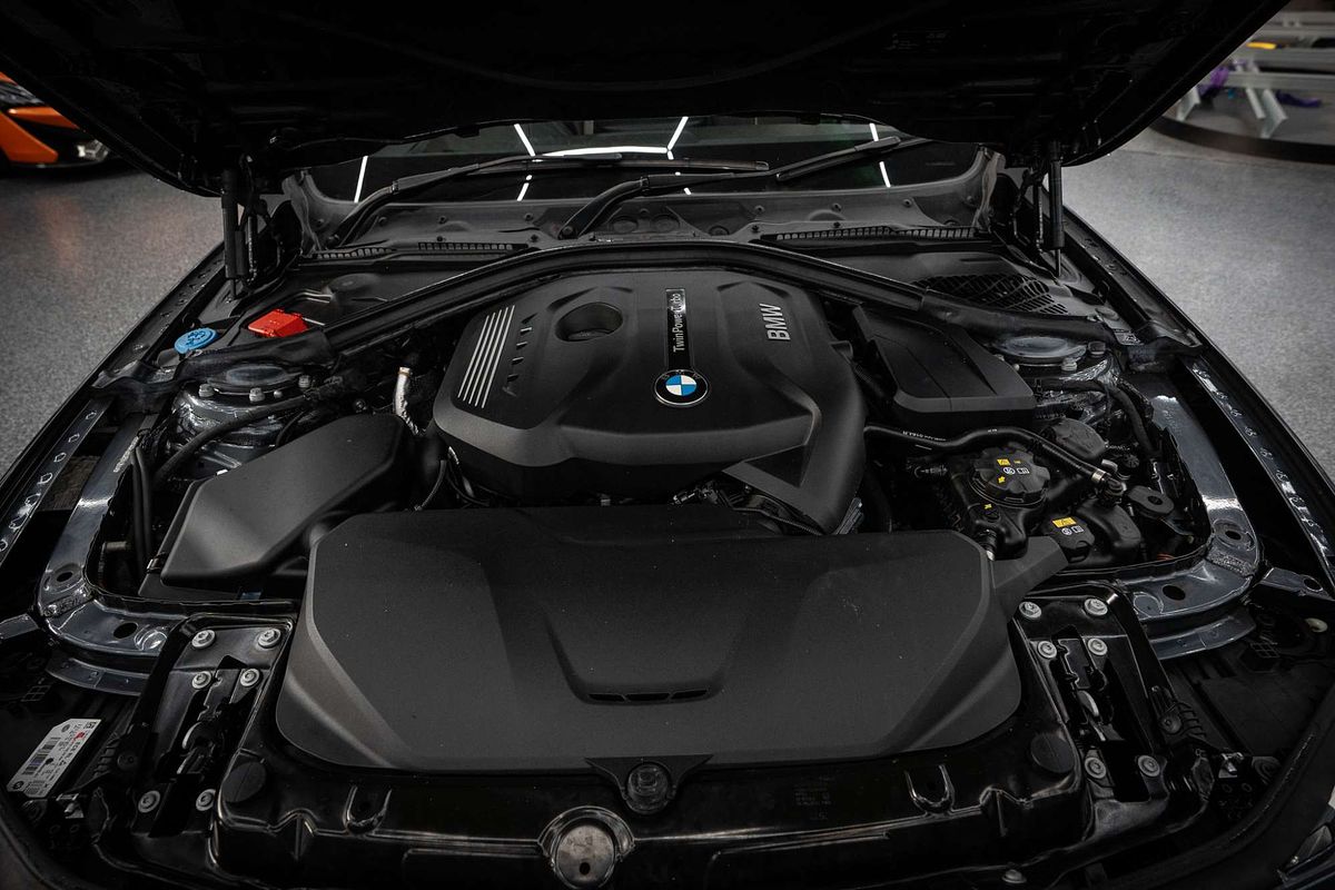 2017 BMW 3 Series 330i M Sport F30 LCI