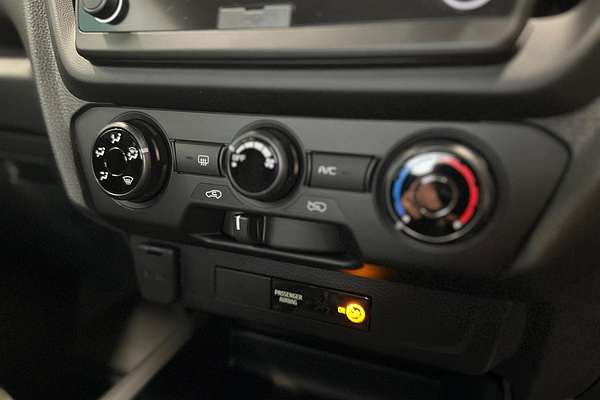 2024 Isuzu D-MAX SX High Ride Rear Wheel Drive