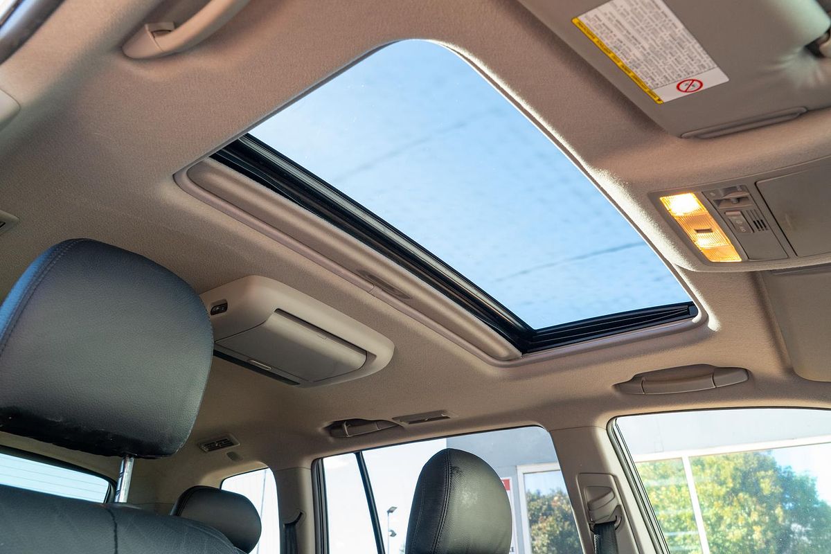 2013 Toyota Kluger Altitude GSU45R