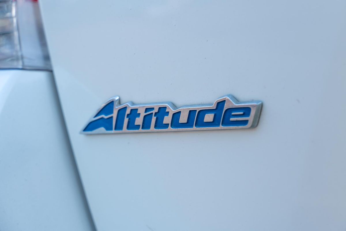 2013 Toyota Kluger Altitude GSU45R