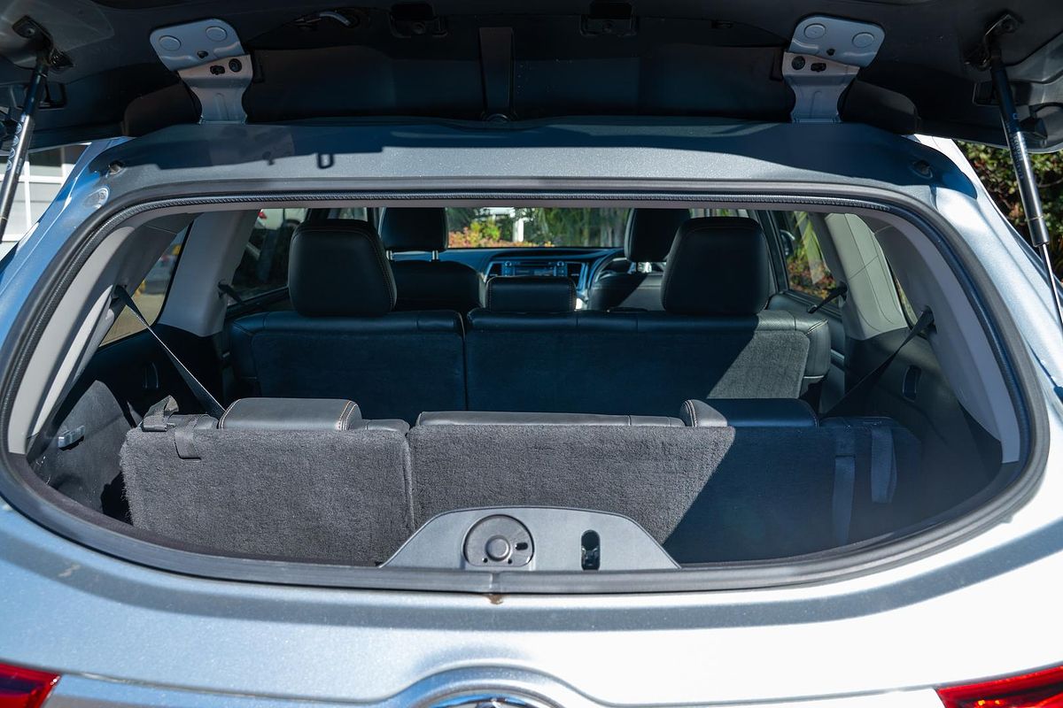 2017 Toyota Kluger Grande GSU55R