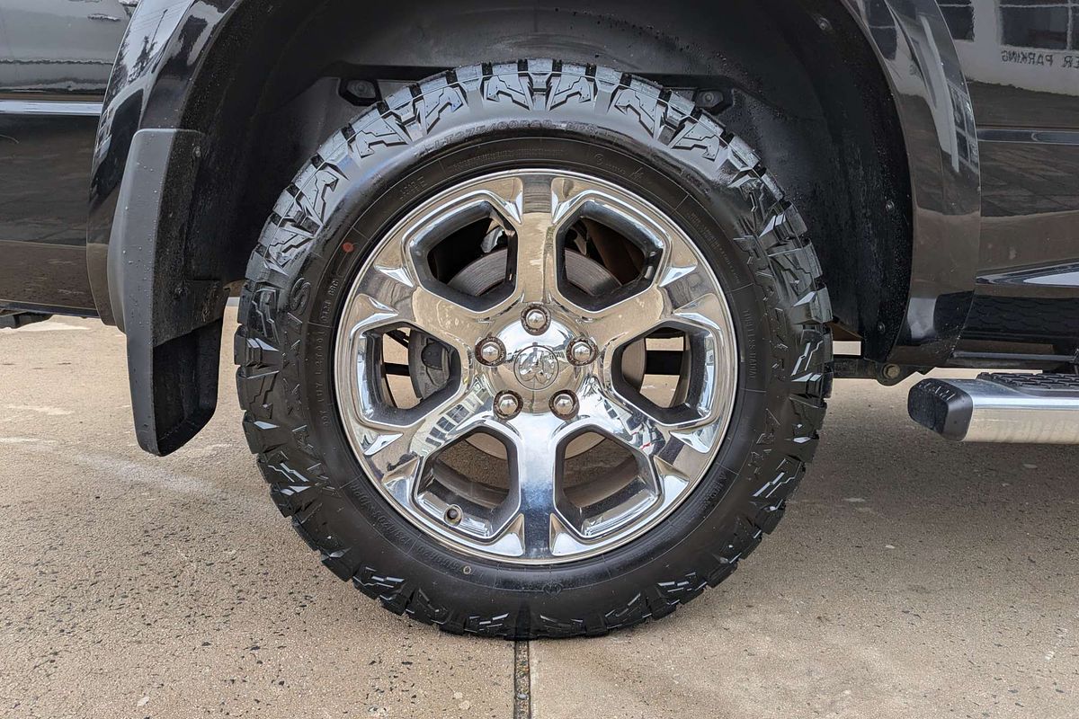 2019 RAM 1500 Laramie DS 4X4 SWB