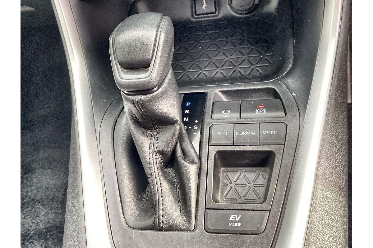 2020 Toyota RAV4 GX AXAH52R
