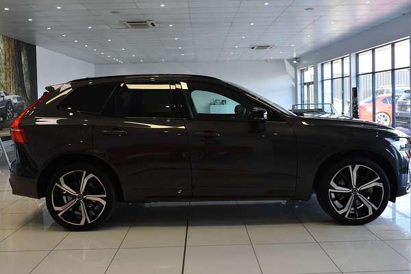2021 Volvo XC60 B6 R-Design