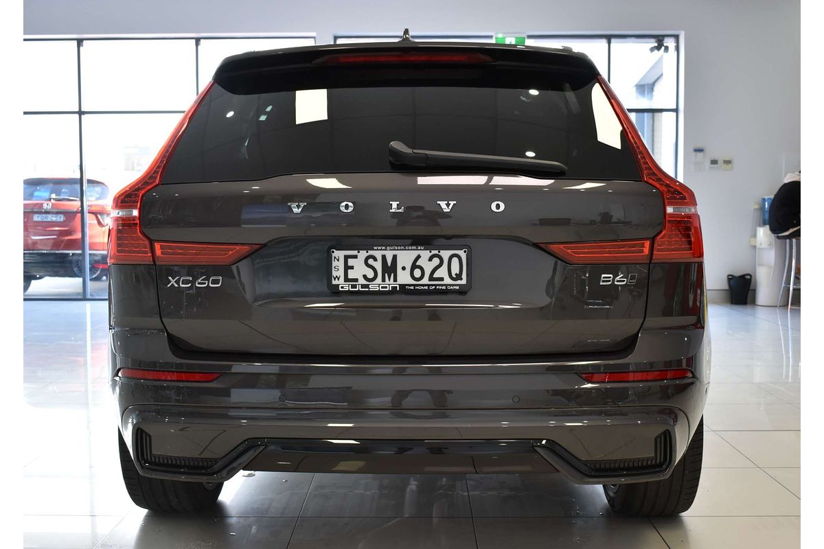 2021 Volvo XC60 B6 R-Design