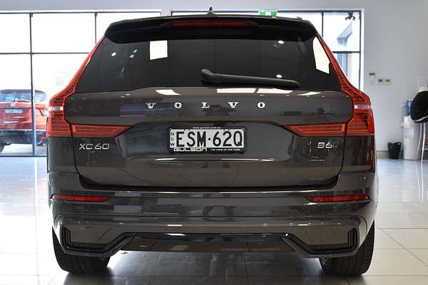 2021 Volvo XC60 B6 R-Design