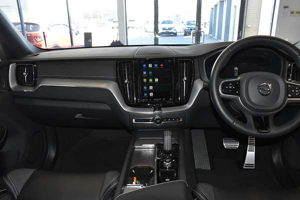 2021 Volvo XC60 B6 R-Design