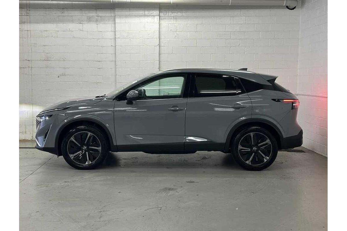 2025 Nissan QASHQAI Ti J12