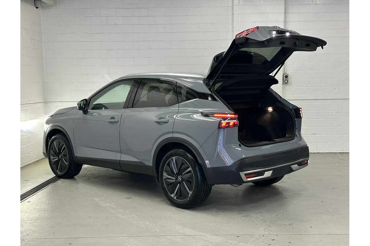 2025 Nissan QASHQAI Ti J12