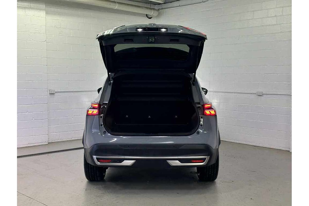 2025 Nissan QASHQAI Ti J12