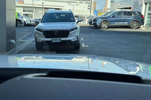 2024 Land Rover Discovery P360 Dynamic SE Series 5