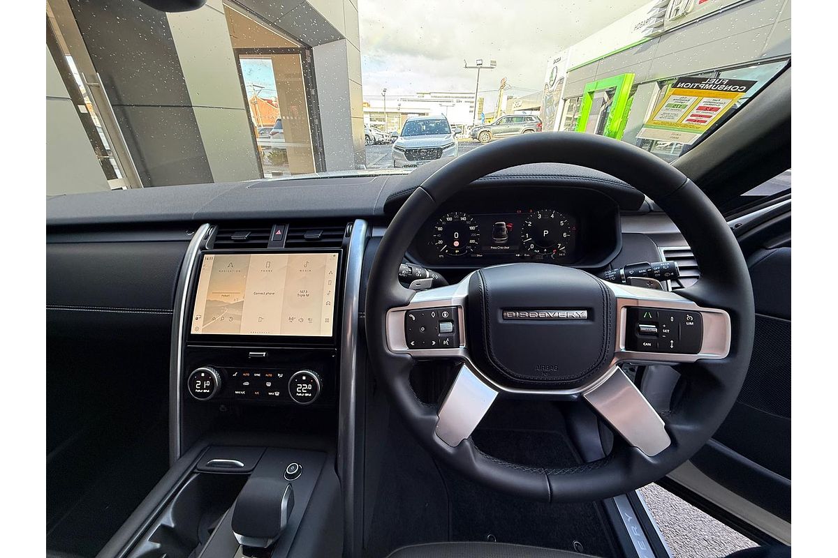 2024 Land Rover Discovery P360 Dynamic SE Series 5