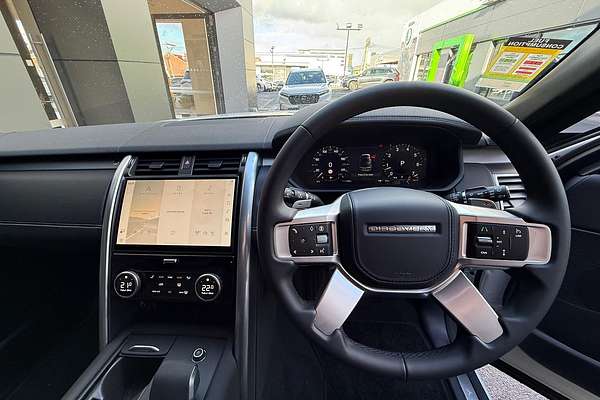 2024 Land Rover Discovery P360 Dynamic SE Series 5