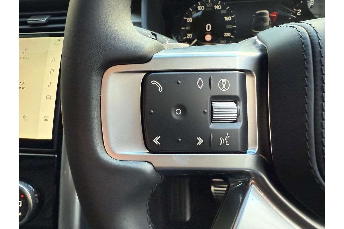 2024 Land Rover Discovery P360 Dynamic SE Series 5