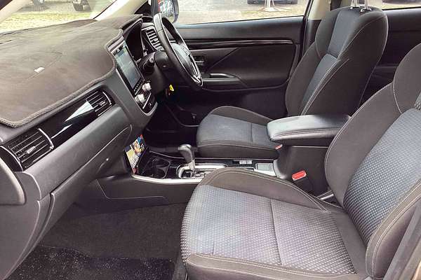 2019 Mitsubishi Outlander ES ZL