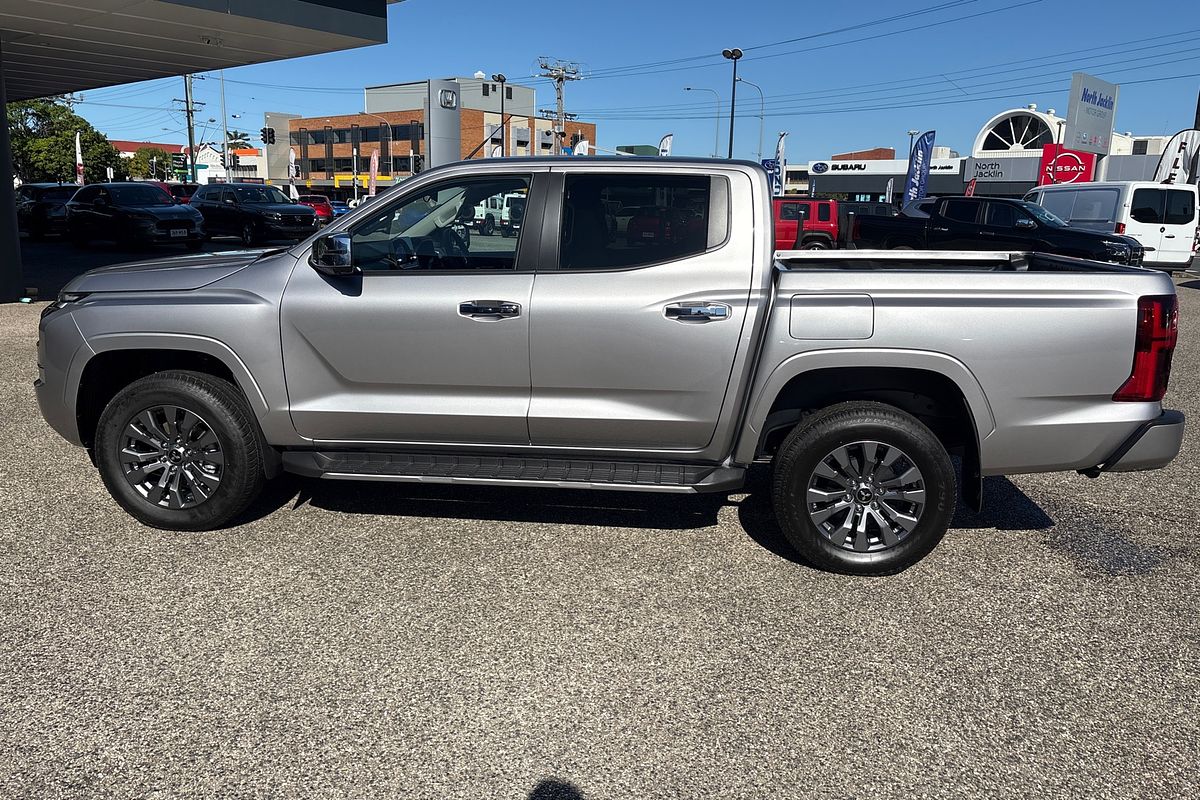 2025 Mitsubishi Triton GLS MV 4X4