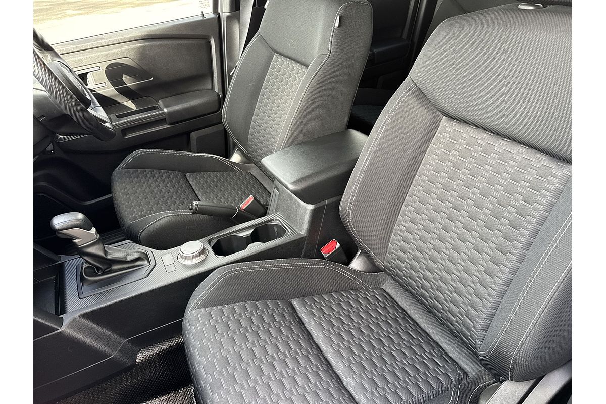 2024 Mitsubishi Triton GLX+ MV 4X4