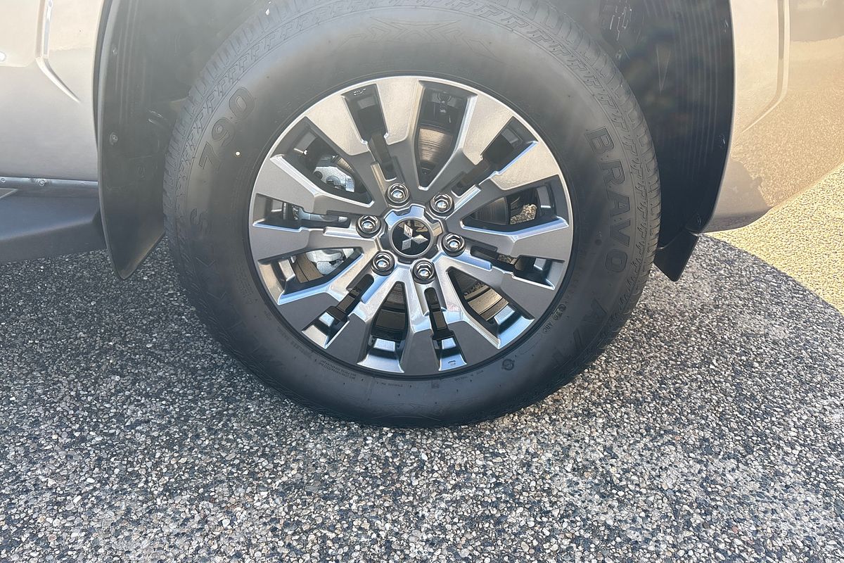 2025 Mitsubishi Triton GLS MV 4X4