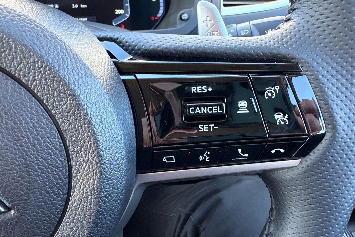 2025 Mitsubishi Pajero Sport Exceed QG