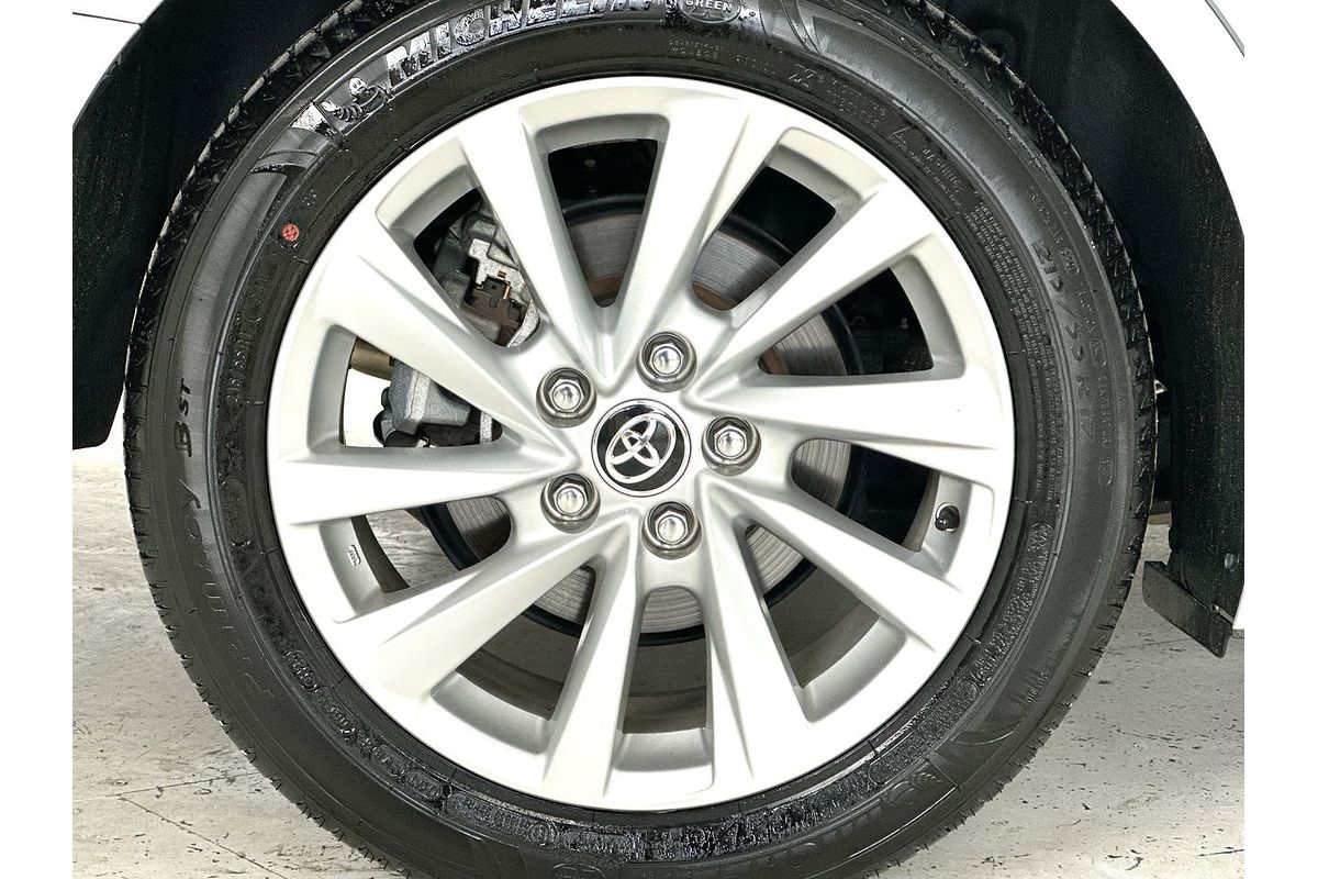 2024 Toyota Camry Ascent AXVH70R