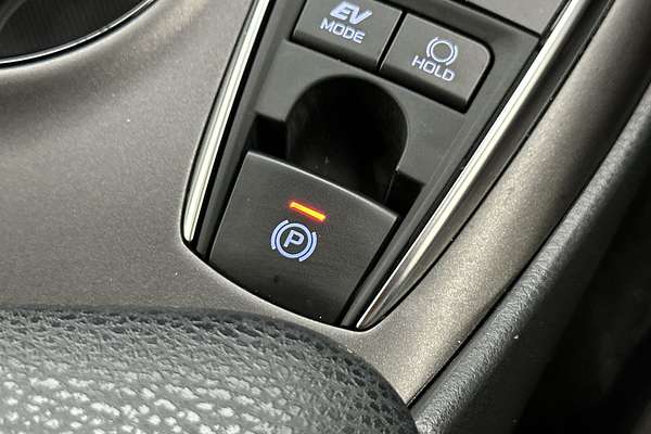 2024 Toyota Camry Ascent AXVH70R