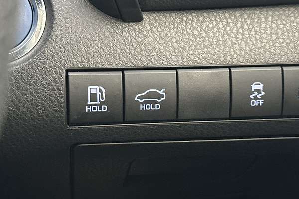 2024 Toyota Camry Ascent AXVH70R