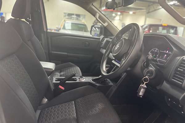 2024 Mitsubishi Triton GLX MV 4X4