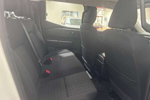 2024 Mitsubishi Triton GLX MV 4X4
