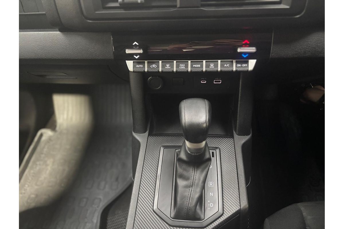 2024 Mitsubishi Triton GLX MV 4X4