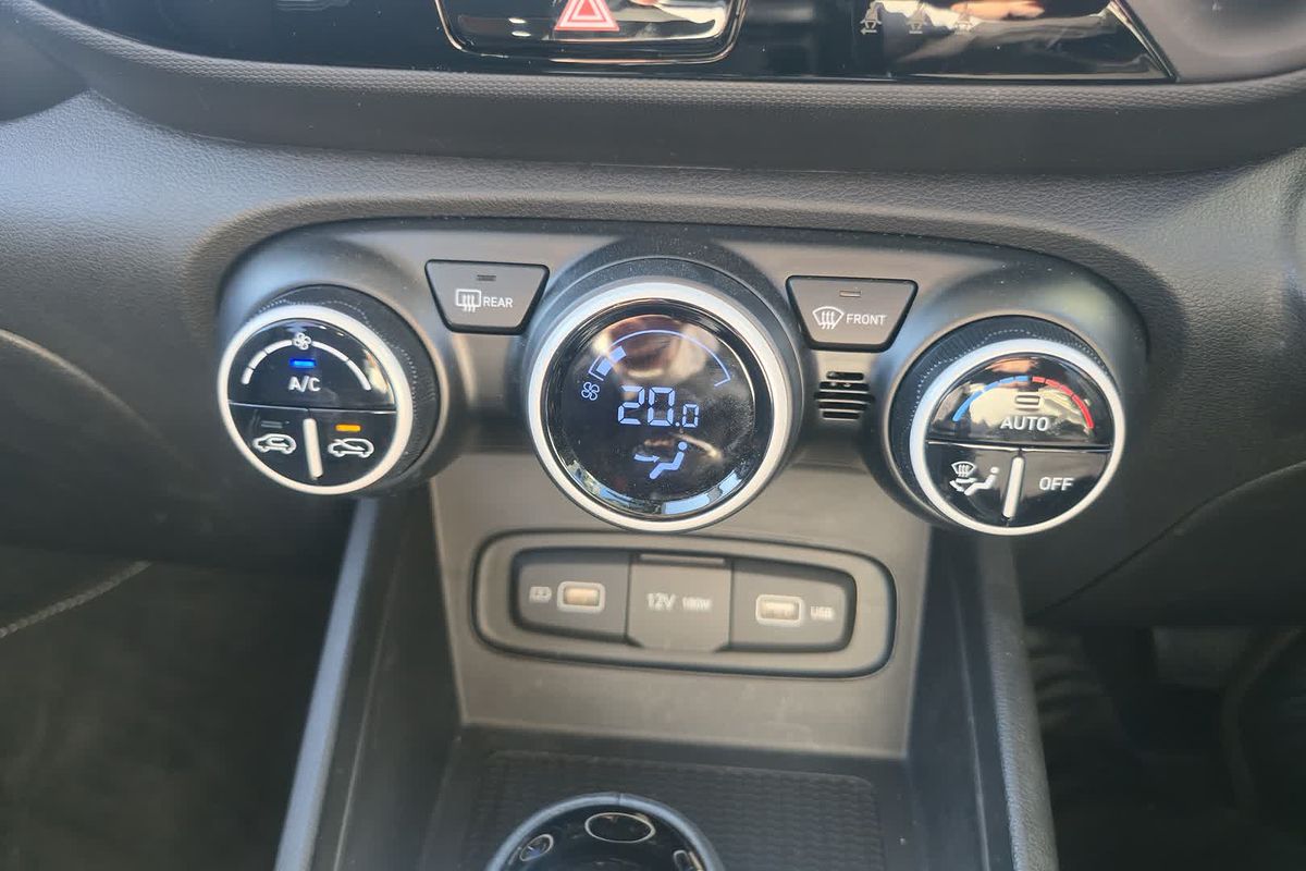2022 Hyundai Venue Elite QX.V4