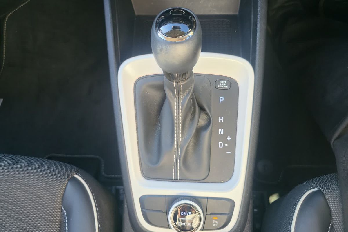 2022 Hyundai Venue Elite QX.V4