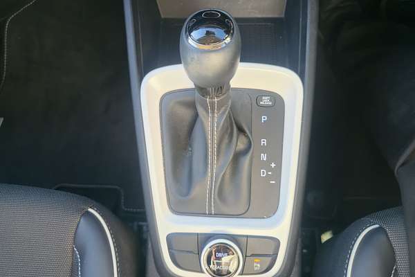 2022 Hyundai Venue Elite QX.V4