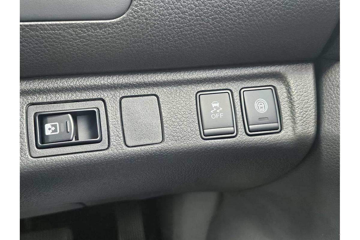 2025 Nissan Navara ST-X D23 Rear Wheel Drive