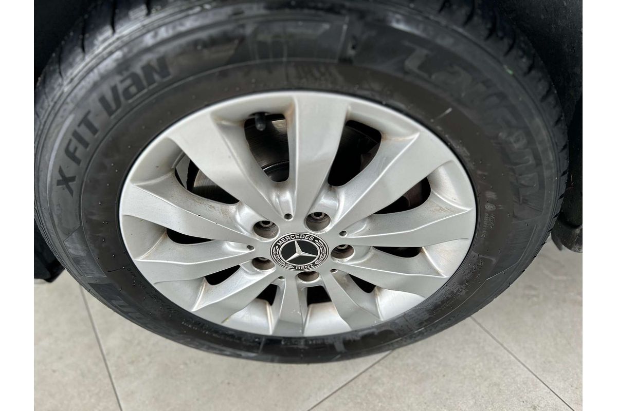 2019 Mercedes-Benz Valente 116CDI 447