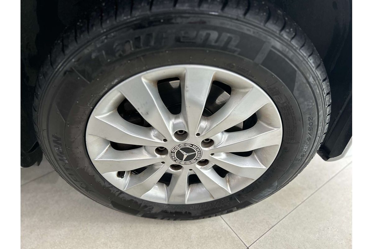 2019 Mercedes-Benz Valente 116CDI 447