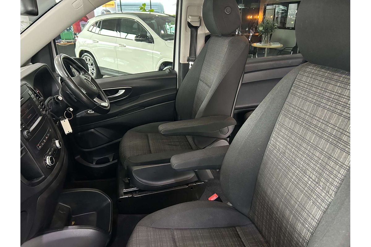 2019 Mercedes-Benz Valente 116CDI 447