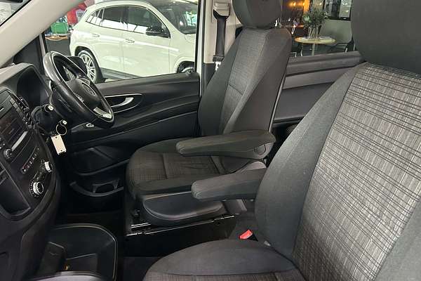 2019 Mercedes-Benz Valente 116CDI 447