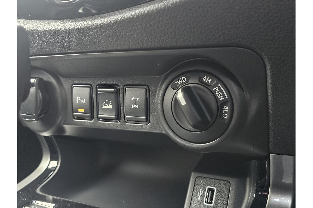 2025 Nissan Navara ST-X D23 Rear Wheel Drive