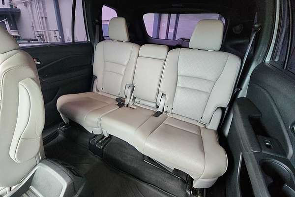 2019 Honda Passport Elite