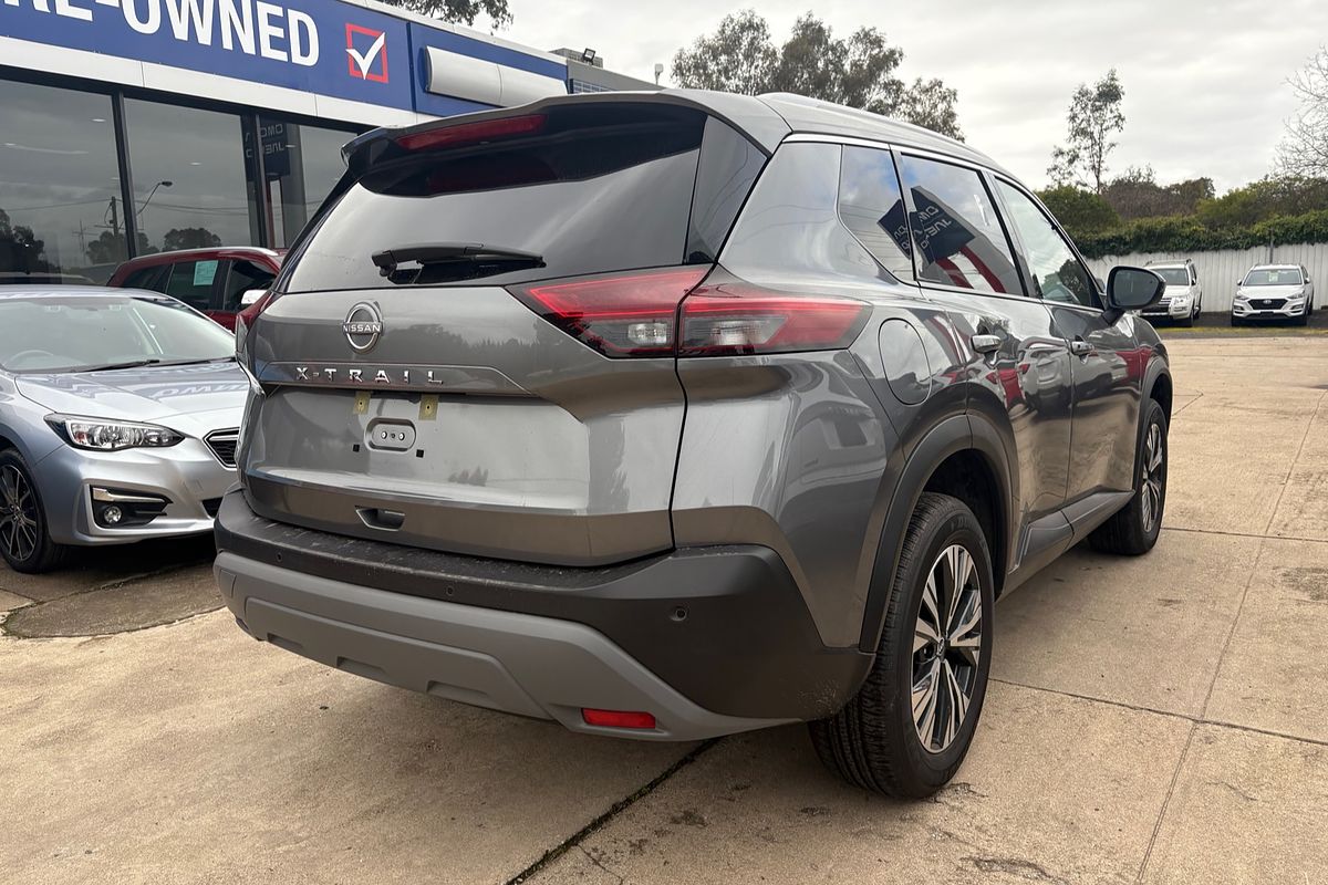 2024 Nissan X-TRAIL ST-L T33