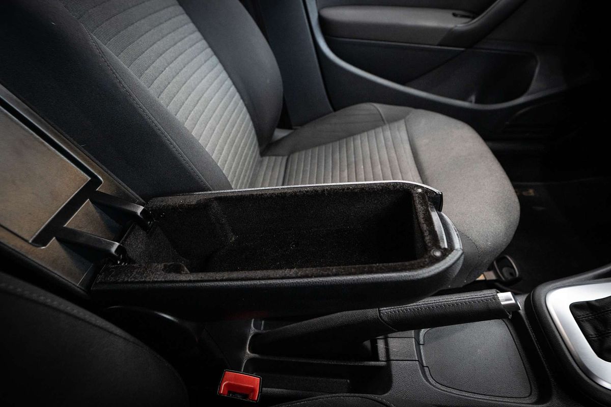 2011 Volkswagen Polo 77TSI Comfortline 6R