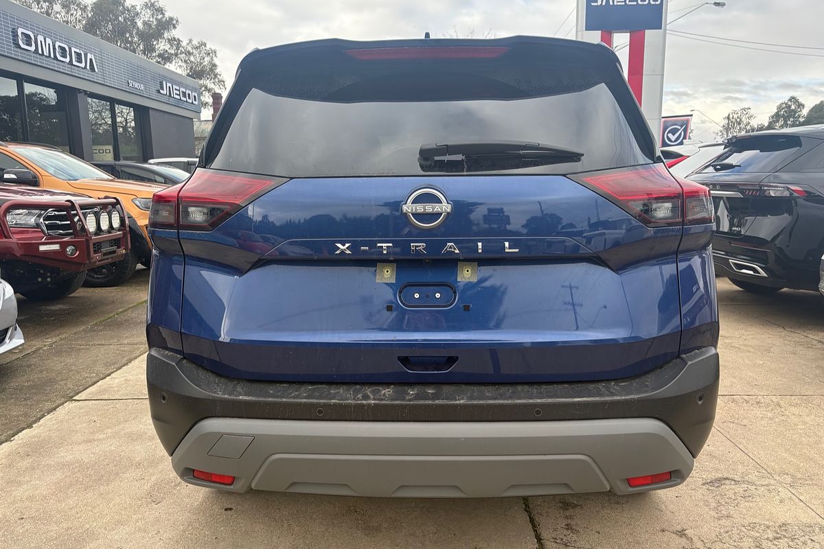 2024 Nissan X-TRAIL ST-L T33