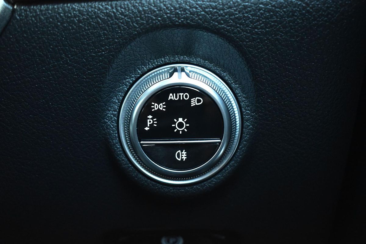 2022 Mercedes-Benz C-Class C200 W206