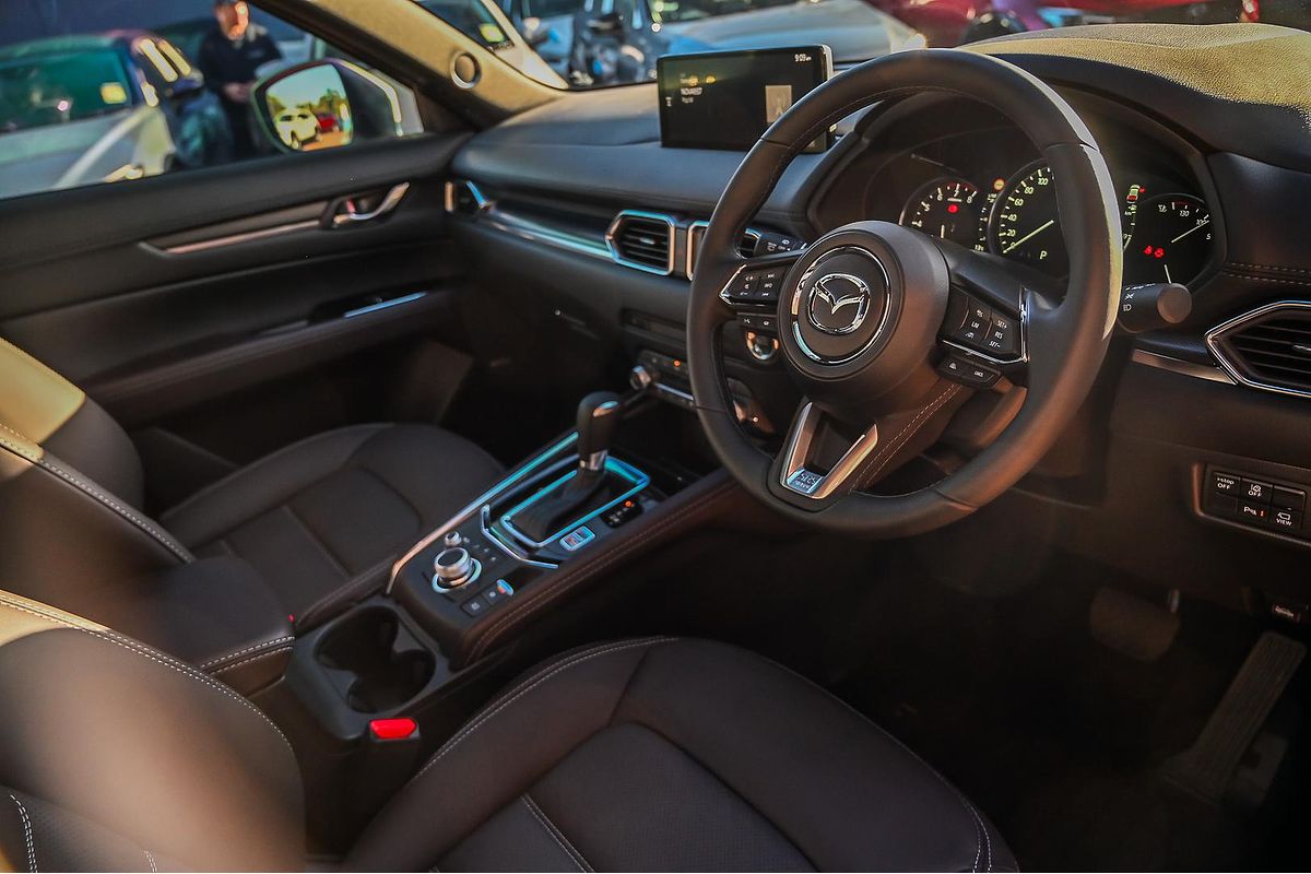 2025 Mazda CX-5 G25 Akera KF Series