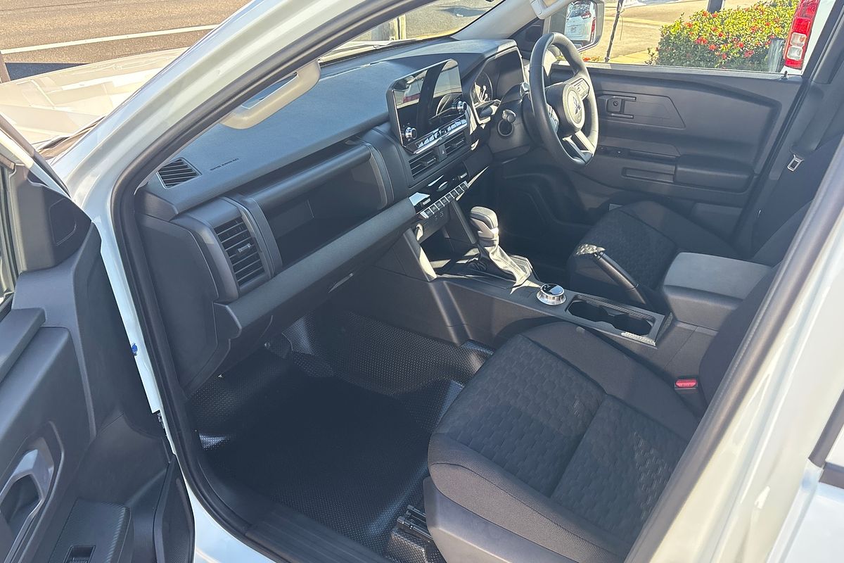 2025 Mitsubishi Triton GLX MV 4X4