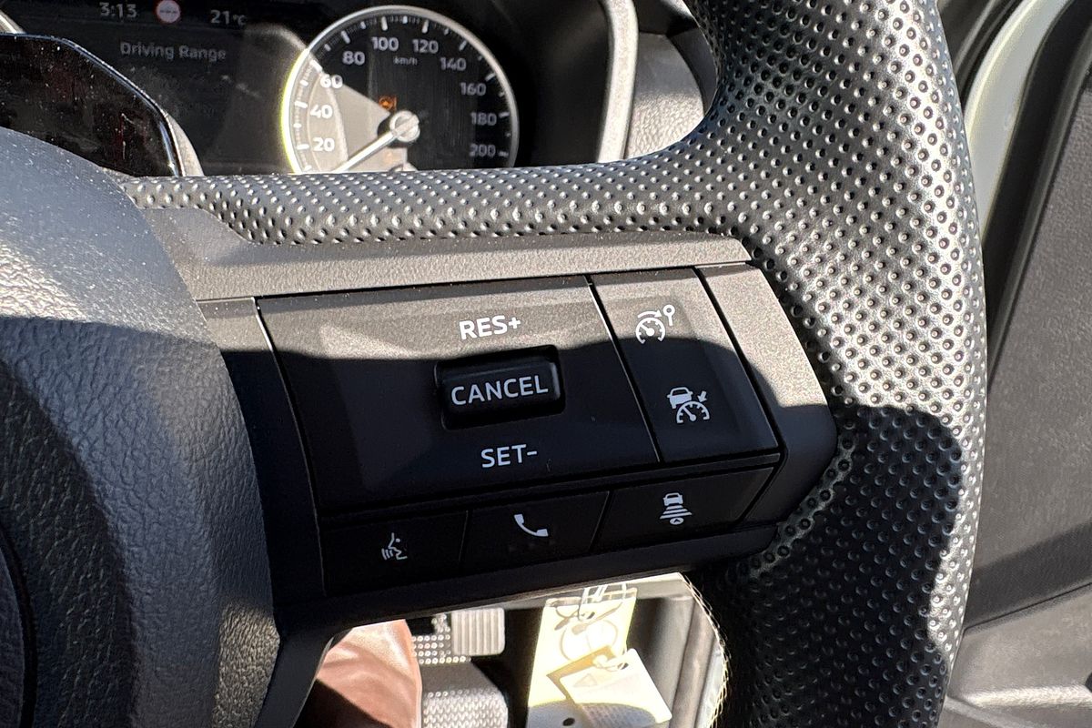 2025 Mitsubishi Triton GLX MV 4X4