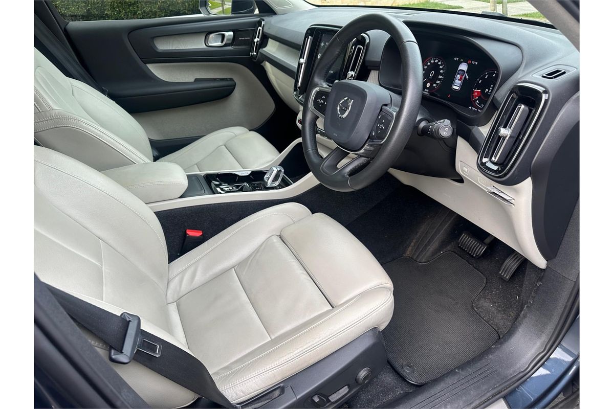 2020 Volvo XC40 T4 Inscription